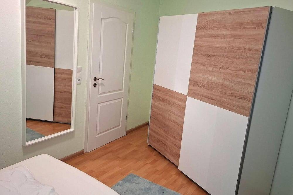 Ganze Wohnung, Ferienwohnung \"Möwennest\" mit Balkonterrasse in Nordenham, Wesermarsch