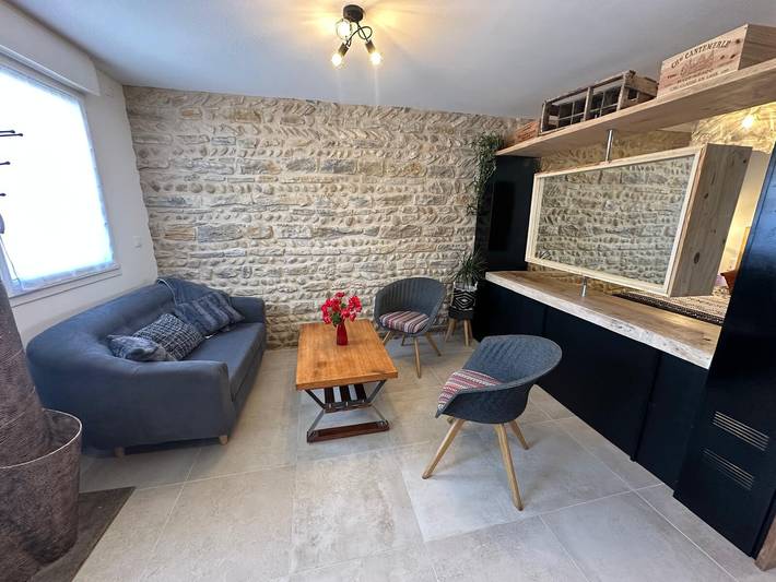 Estudio entero, Estudio Gîte L'Ain Cognito en Viriat – 43 m², hidromasaje, cocina equipada in Viriat, Región de Bourg-en-Bresse