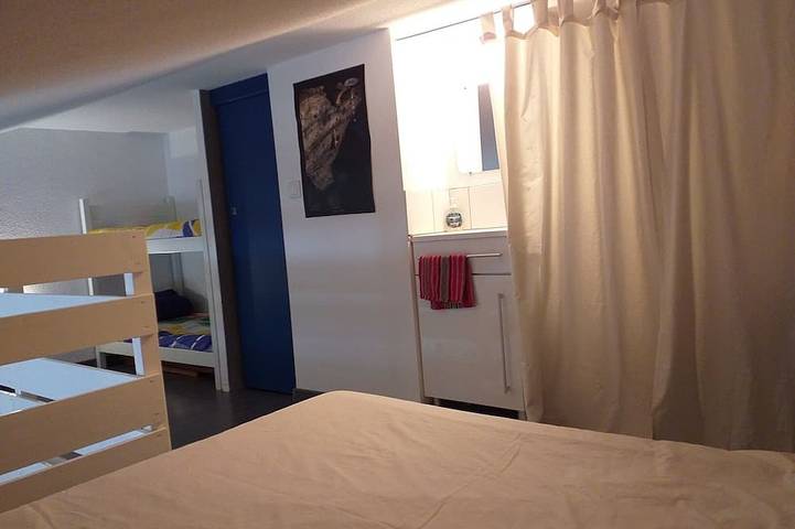 Gîte pour 6 personnes, avec balcon dans Plage Miramar - 3