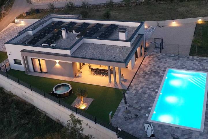 Ferienhaus für 8 Personen, mit Garten