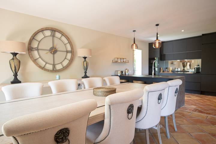 Villa pour 10 personnes, avec piscine et jardin à Roquebrune-sur-Argens - 4