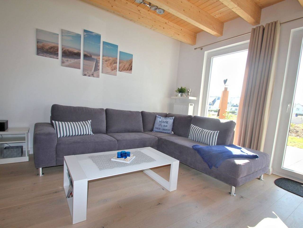 Fhaus Mantjemantje - Ferienhaus mit Meerblick, Terrasse und eigener Sauna - Ferienhaus Mantjemantje in Gager, Mönchgut