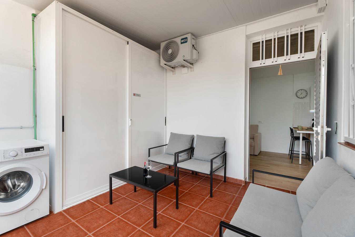 Entire apartment, Vacation Apartment 'Apartamento D Y L' with Private Pool, Wi-Fi and Air Conditioning in Costa del Silencio, Arona