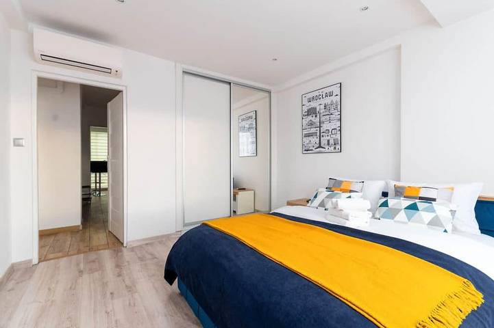Entire apartment, Plac Grunwaldzki Inviting Apartment in Wrocław, Lower Silesia