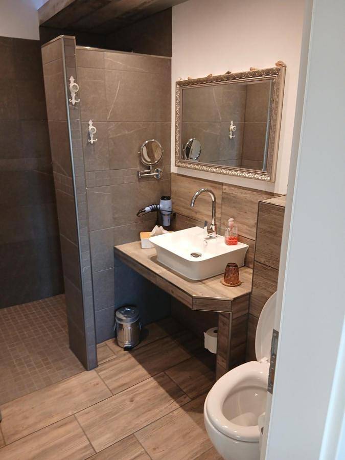 Ganze Wohnung, One-Bedroom Apartment in Östringen, Kraichgau