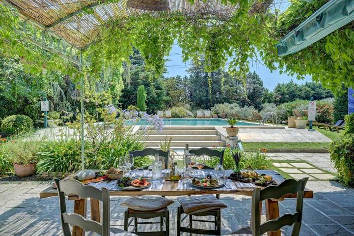 Hôtel pour 2 personnes, avec vue ainsi que jardin et piscine, animaux acceptés à Graveson - 3