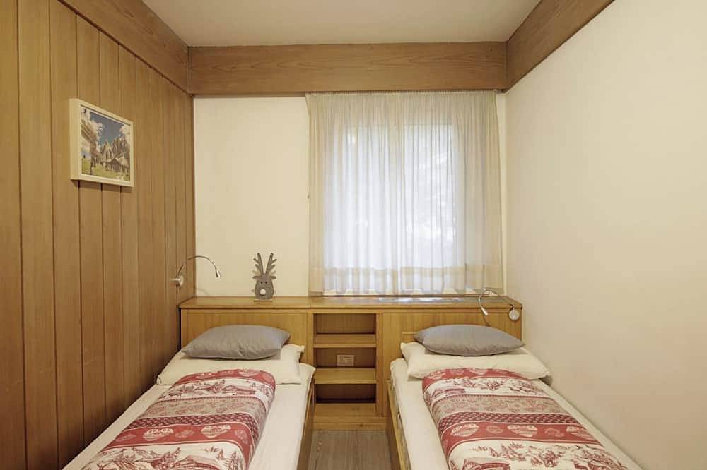 Appartamento intero, Casa 4 Pioppi - Vista e relax in Cavalese, Dolomiti di Fiemme