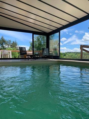 Chambre d’hôte pour 2 personnes, avec jardin ainsi que piscine et vue à Ahun