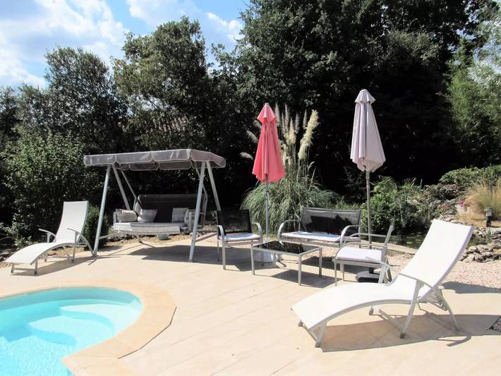 Location de vacances pour 4 personnes, avec piscine et jardin à Garéoult - 4