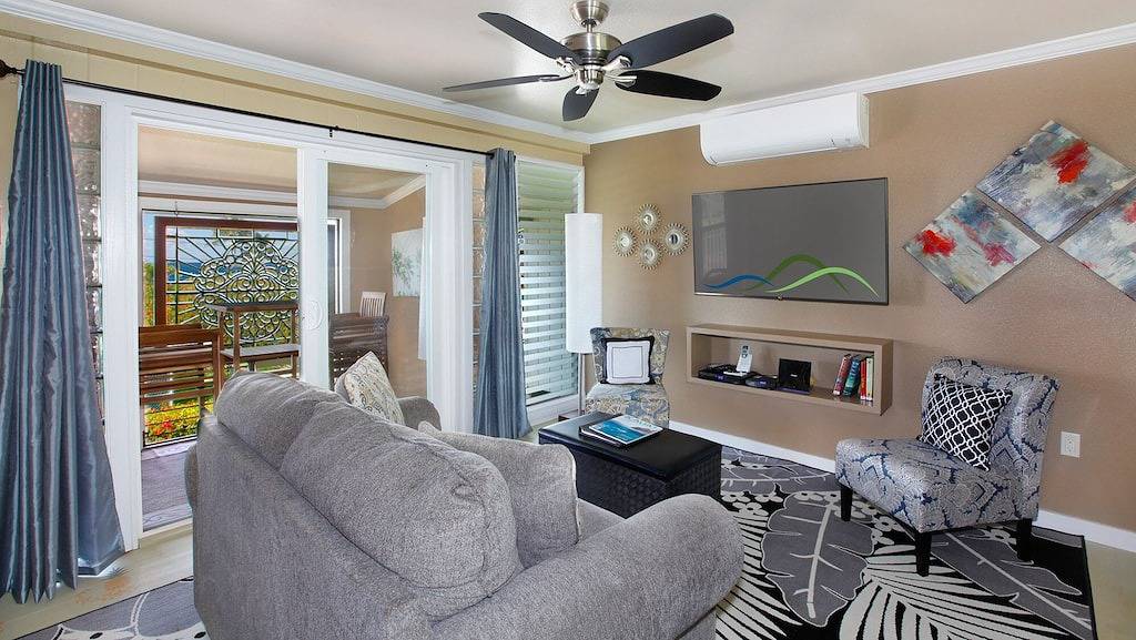 Ganze Wohnung, Nalo Studio B: In der Nähe des Poipu Beach Park mit Klimaanlage - Premier Interior in Poipu, Koloa
