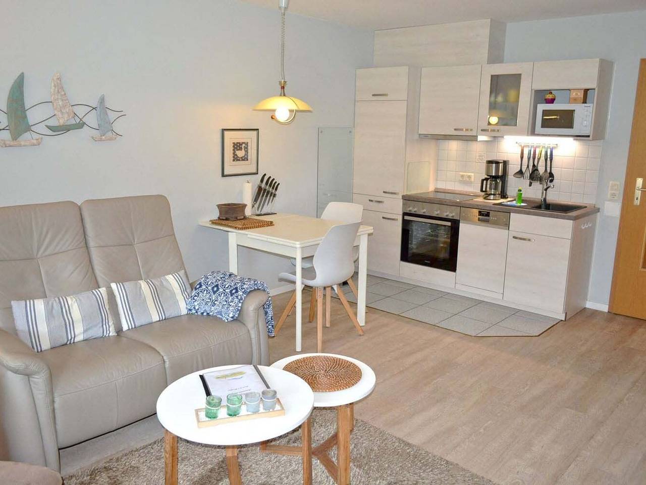 Ganze Ferienwohnung, Zum Leuchtturm 10 Ferienwohnung Bi dat Blinkfuer - Zum Leuchtturm 10 Ferienwohnung Bi dat Blinkfuer in Böhl (St. Peter-Ording), St. Peter-Ording