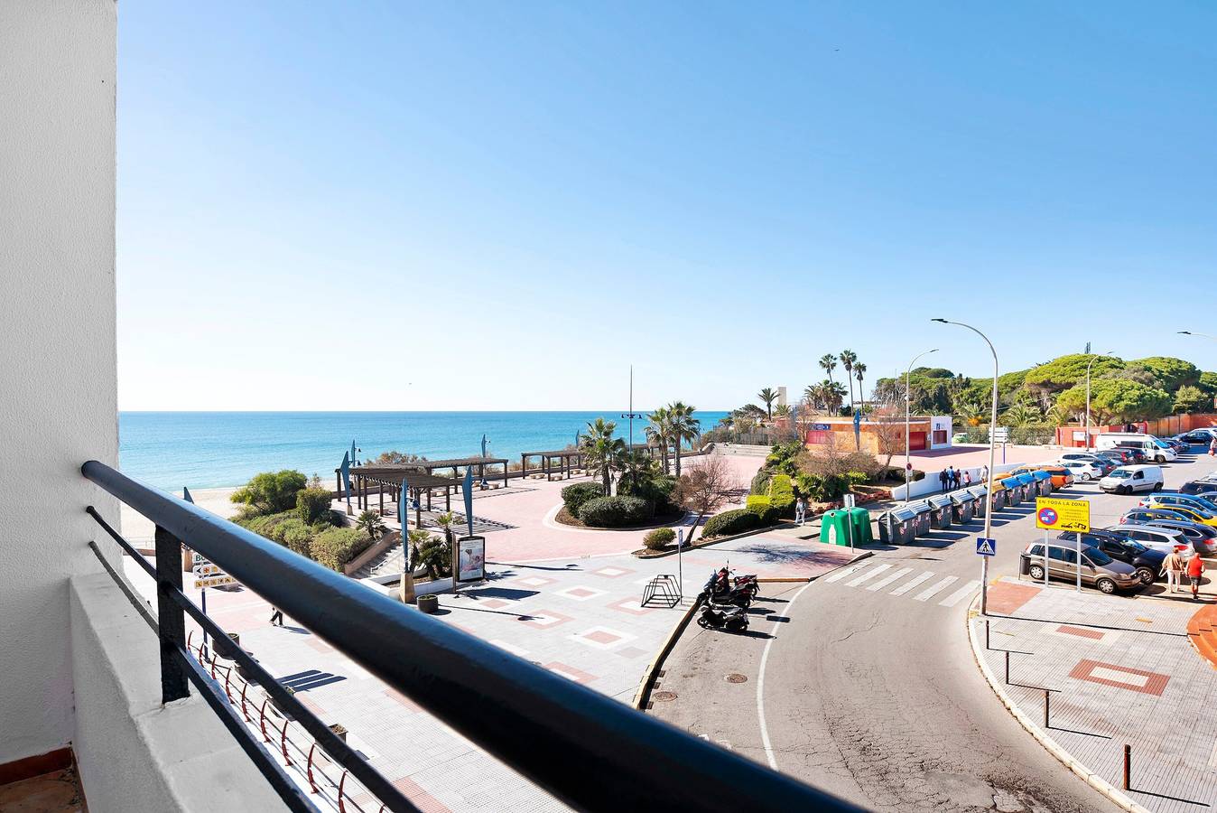 Apartamento entero, Apartamento vacacional "Almar" cerca de la playa con Wi-Fi in La Barrosa, Chiclana de la Frontera