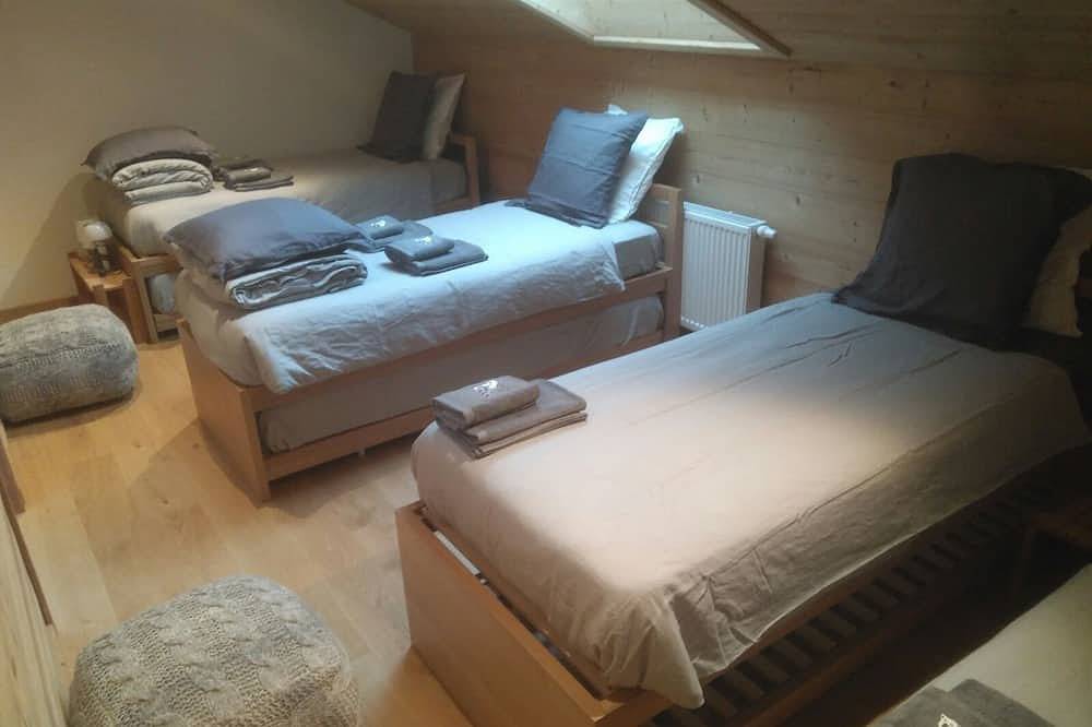 Chalet Ecolo 210m² au Pied Pistes Ski Chamonix Mont Blanc Vallorcine France in Vallorcine, Région de Bonneville