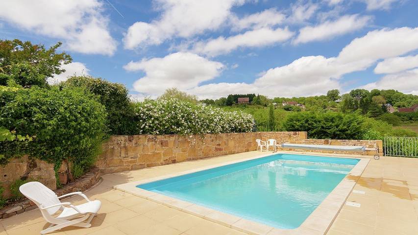 Location de vacances pour 5 personnes, avec piscine et jardin à Badefols-d'Ans - 2