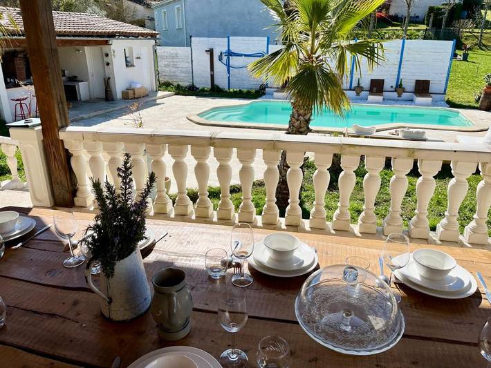 Location de vacances pour 12 personnes, avec piscine ainsi que jardin et vue à Mas-Saintes-Puelles - 4