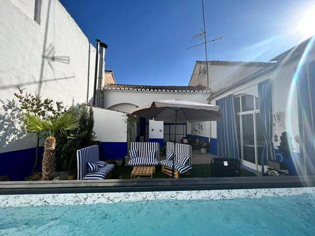 Casa de vacaciones para 12 personas, con piscina además de jacuzzi y jardín en Mancha Alta de Toledo - 2