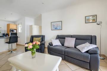 Maison De Vacances pour 6 Personnes dans Tourrettes, Provence-Alpes-Côte d'Azur, Photo 4