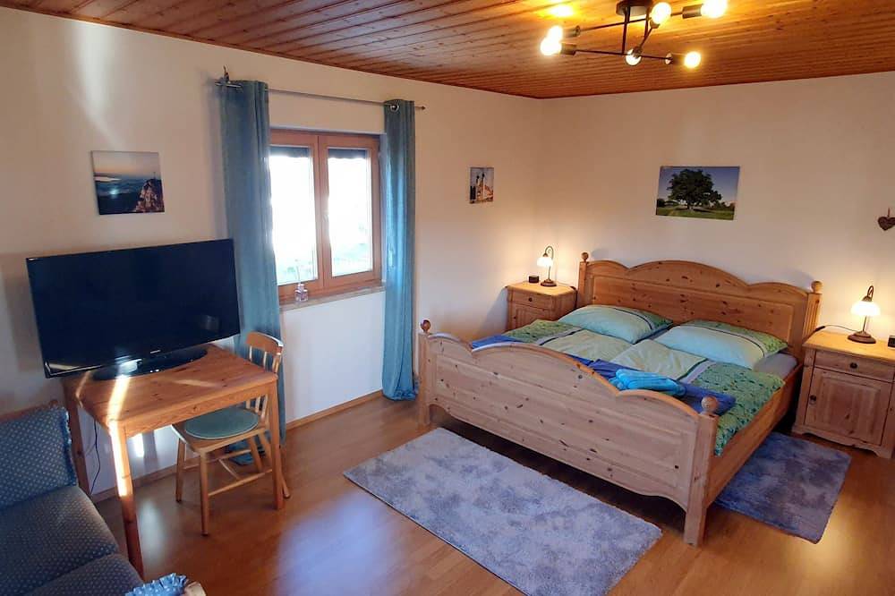 Ganze Wohnung, Ferienwohnung Alztal (mit Wallbox) in Altenmarkt an der Alz, Landkreis Traunstein