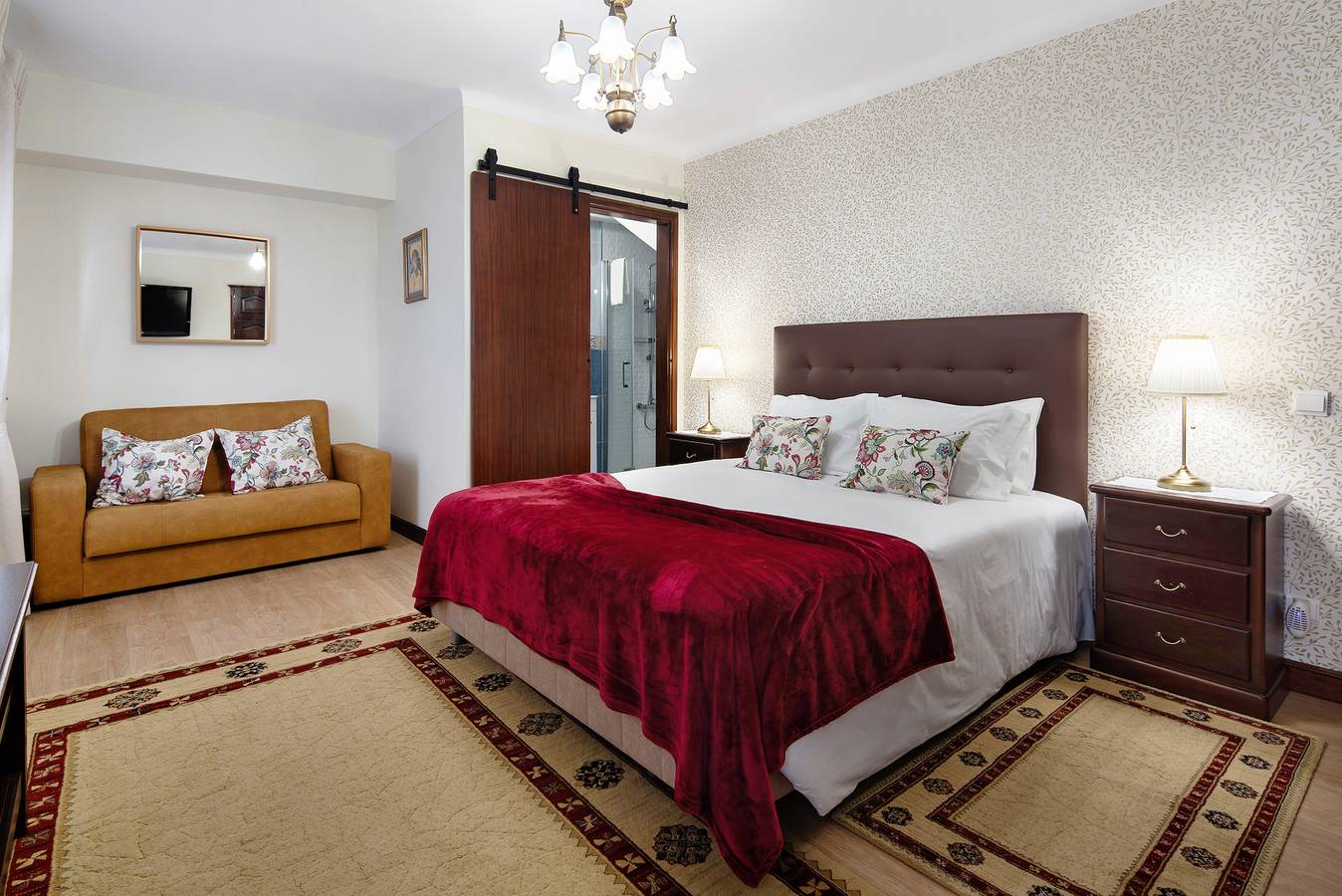 Room 'Suite' with Shared Pool, Garden and Wi-Fi in Terra-Chã, Terceira (Azores)