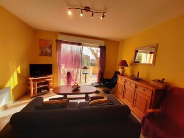 Gîte pour 4 personnes, avec terrasse à Pinet (homonymie)