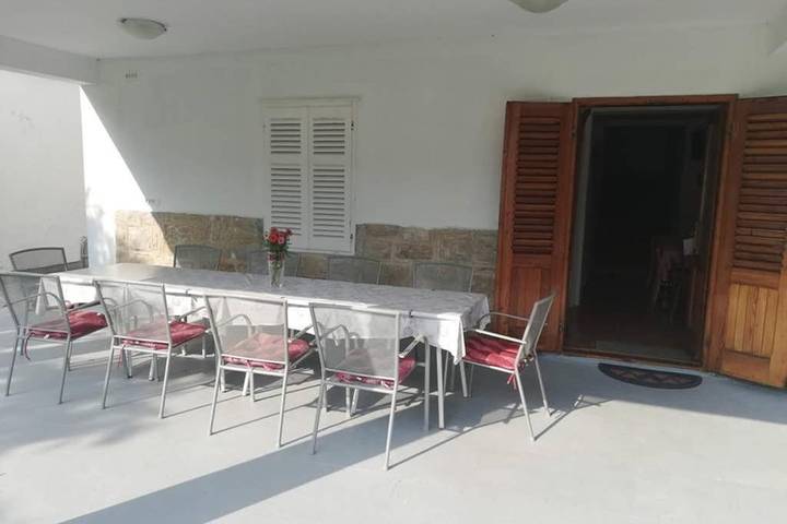 Ferienhaus für 8 Personen, mit Balkon/Terrasse auf Rab - 4