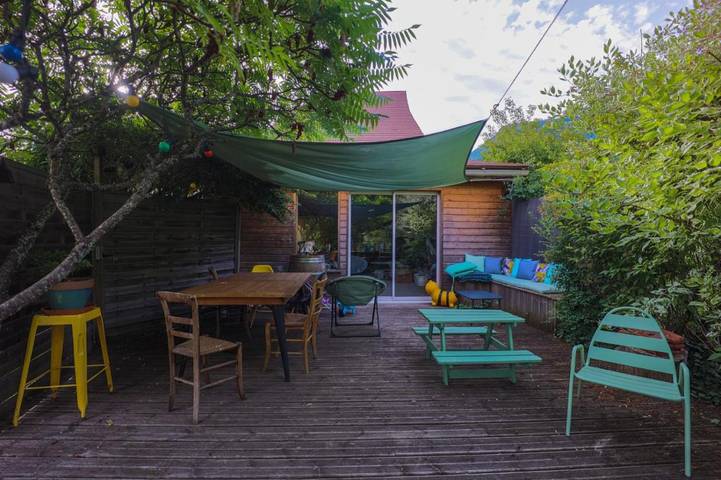 Location de vacances pour 6 personnes, avec terrasse et vue à Giez - 3