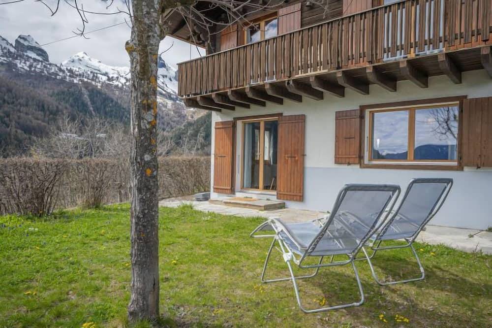 Phipalo by Interhome in Ovronnaz, Leytron