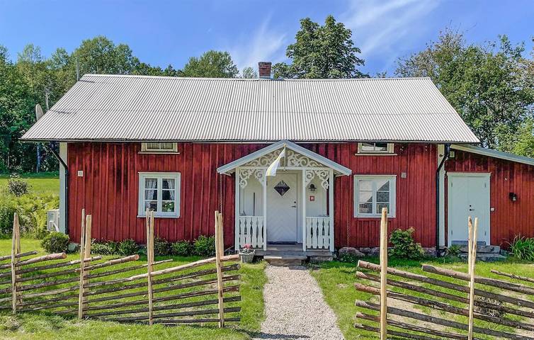 Hus för 6 Personer med trädgård in Marks kommun, Västergötland