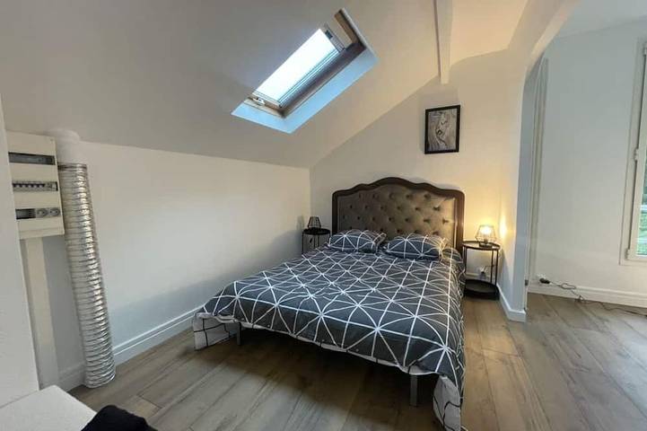 Location de vacances pour 14 personnes, avec balcon ainsi que jardin et jacuzzi à Villemomble - 4