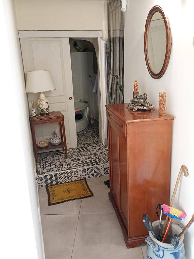 Standard Double Room with Fan in Volonne, Région de Forcalquier