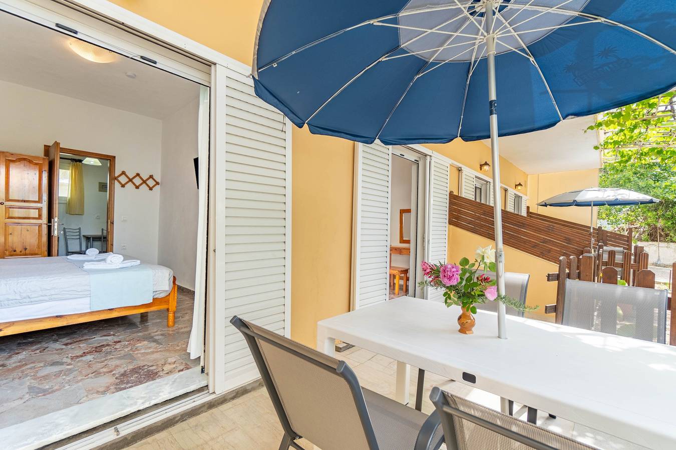 Ganze Wohnung, Ferienwohnung '4' mit Meerblick, Wlan und Klimaanlage in Agios Georgios, Korfu
