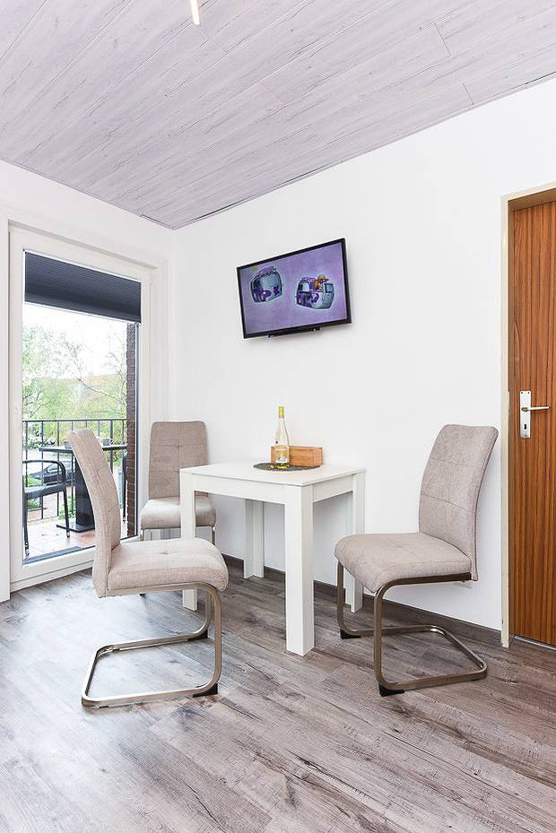 Ferienwohnung für 3 Personen, mit Balkon in Neuharlingersiel - 4
