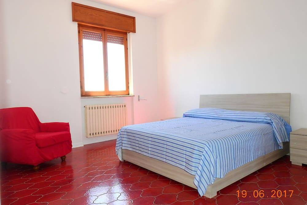 Appartement entier, Gallipoli Casa Florio: grand appartement moderne in Parabita, Golfe de Tarente