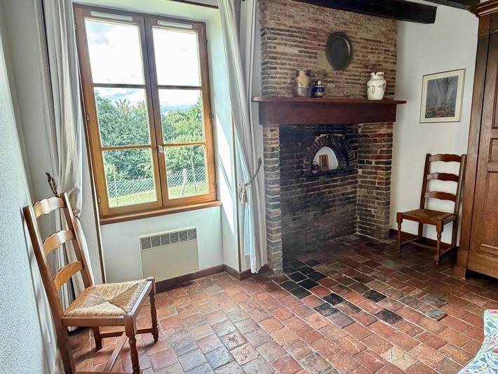 Location de vacances pour 12 personnes, avec Terrasse ainsi que Jardin et Vue dans Treigny-Perreuse-Sainte-Colombe - 3
