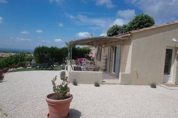 Ferienhaus für 4 Personen, mit Terrasse und Garten in Provence-Alpes-Côte d'Azur