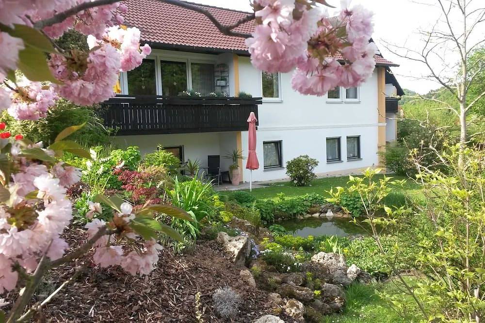 Ganze Wohnung, Ferienwohnung Christof - Haus Christof in Ebermannstadt, Frankenalb