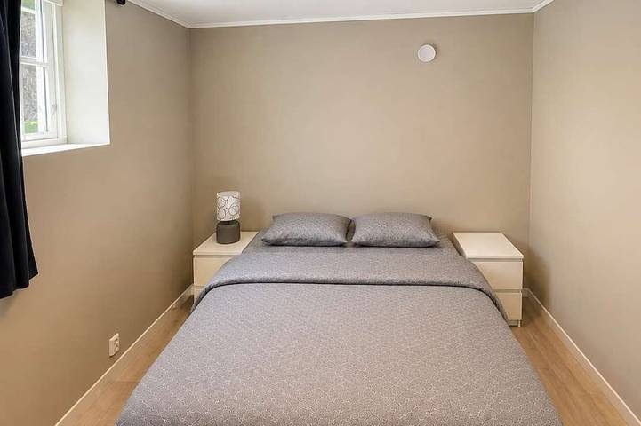 Ganze Wohnung, Central Haugesund Apt w/ Free Parking & Fast Wifi in Haugesund