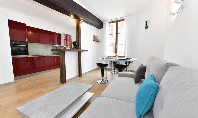 Gîte pour 4 personnes, avec balcon et vue à Sens - 2