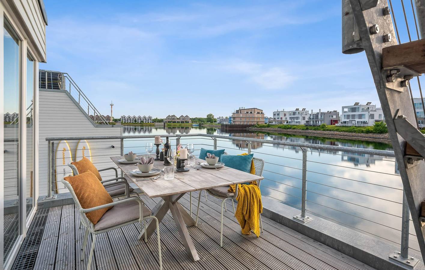 Hausboot mit Meerblick und Terrasse, 1 km vom Strand entfernt in Olpenitz, Kappeln