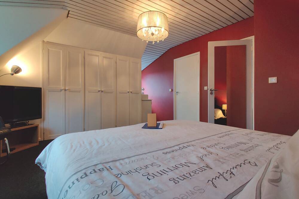 B&B Be Our Guest # Bordeaux in Mare del Nord Olanda