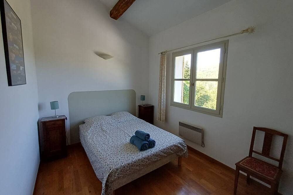 Charmant huis in de Luberon, omheinde tuin in Saint-Martin-de-Castillon, Parc naturel régional du Luberon