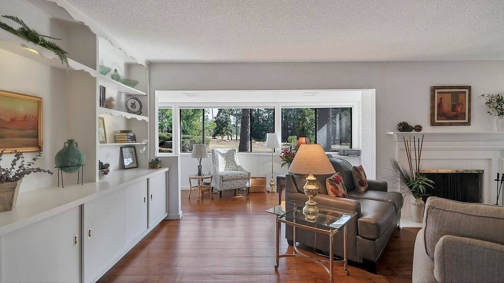 Ganze Wohnung, Golf front condo, walk to the Cradle, driving range, 91st hole or pro shop. in Pinehurst, Moore County