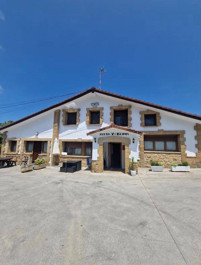 Apartamento de vacaciones para 5 personas, con balcón y jardín - 1
