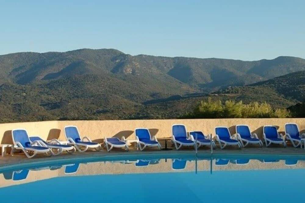 Appartamento intero, Ampio bilocale con aria condizionata, wifi, lavatrice, vista mare, residenc in Serra di Ferro, Ajaccio e dintorni