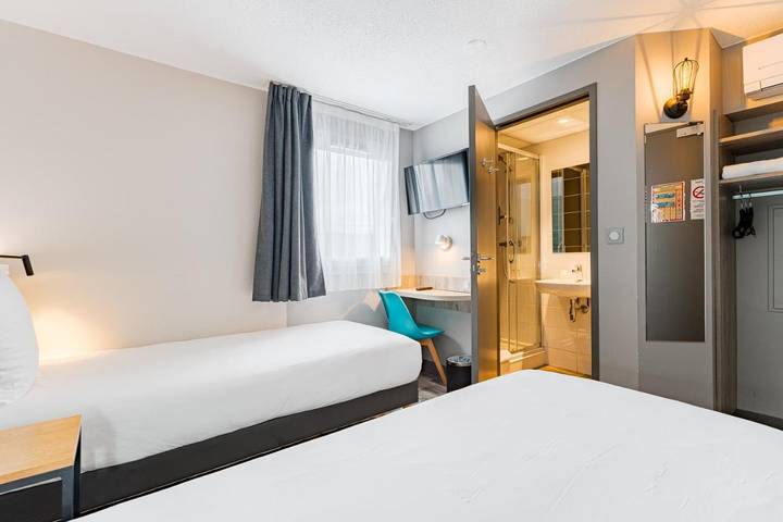 Hôtel pour 2 personnes, avec terrasse à Chambray-lès-Tours - 4