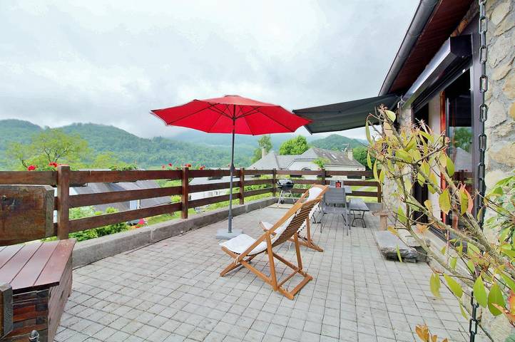 Gîte pour 3 personnes, avec jardin à Ouzous