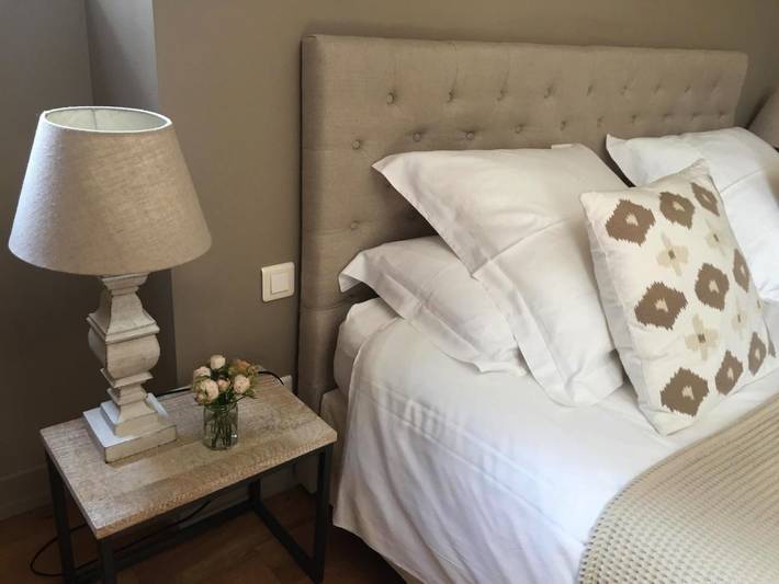 Gîte pour 2 personnes, avec piscine ainsi que jardin et sauna à Mercurey - 2