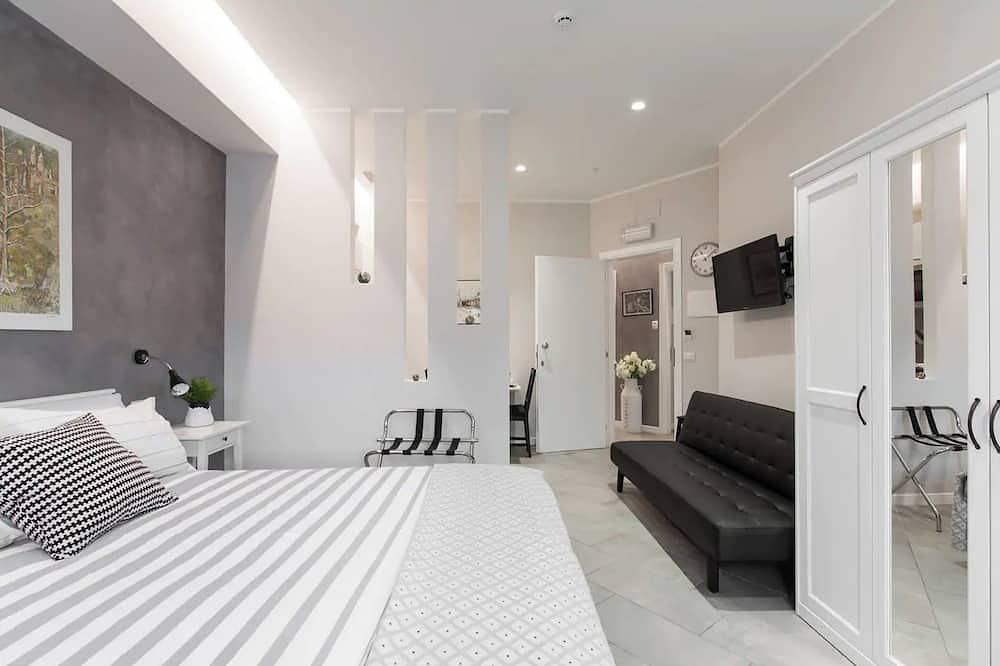 Apartamento entero, ¡Siéntete como en casa lejos de casa! in Ciampino, Castelli Romani