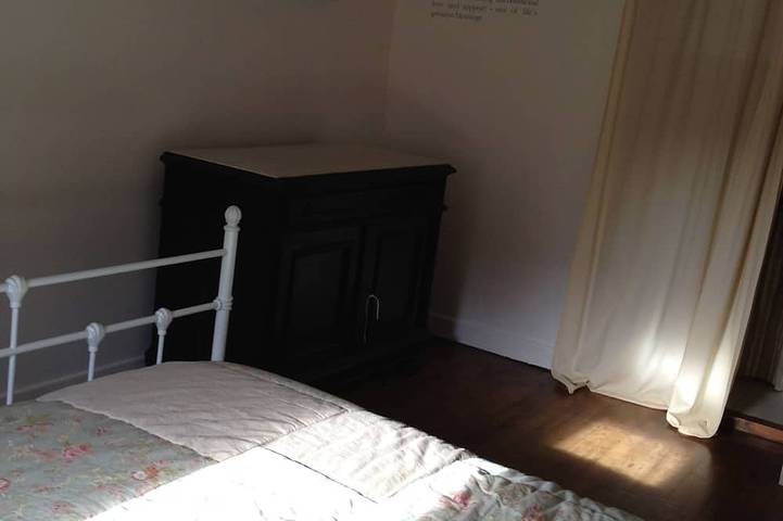 Location de vacances pour 10 personnes, avec jardin et terrasse à Coly - 2