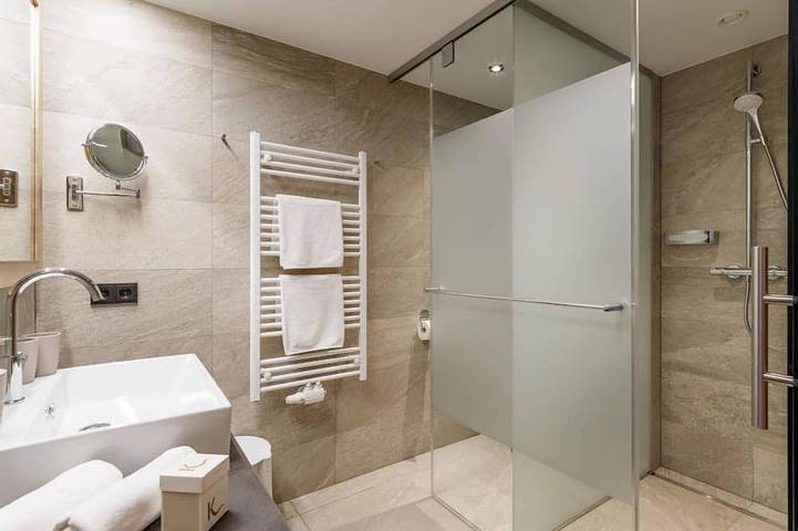 Maison d’hôte pour 2 personnes, avec Jacuzzi et Jardin ainsi que Piscine et Sauna à Achensee - 3